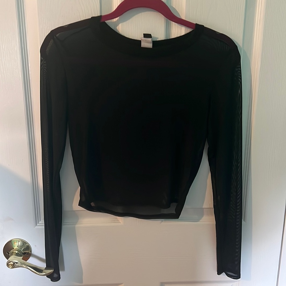 Medium black long sleeve mesh crop top